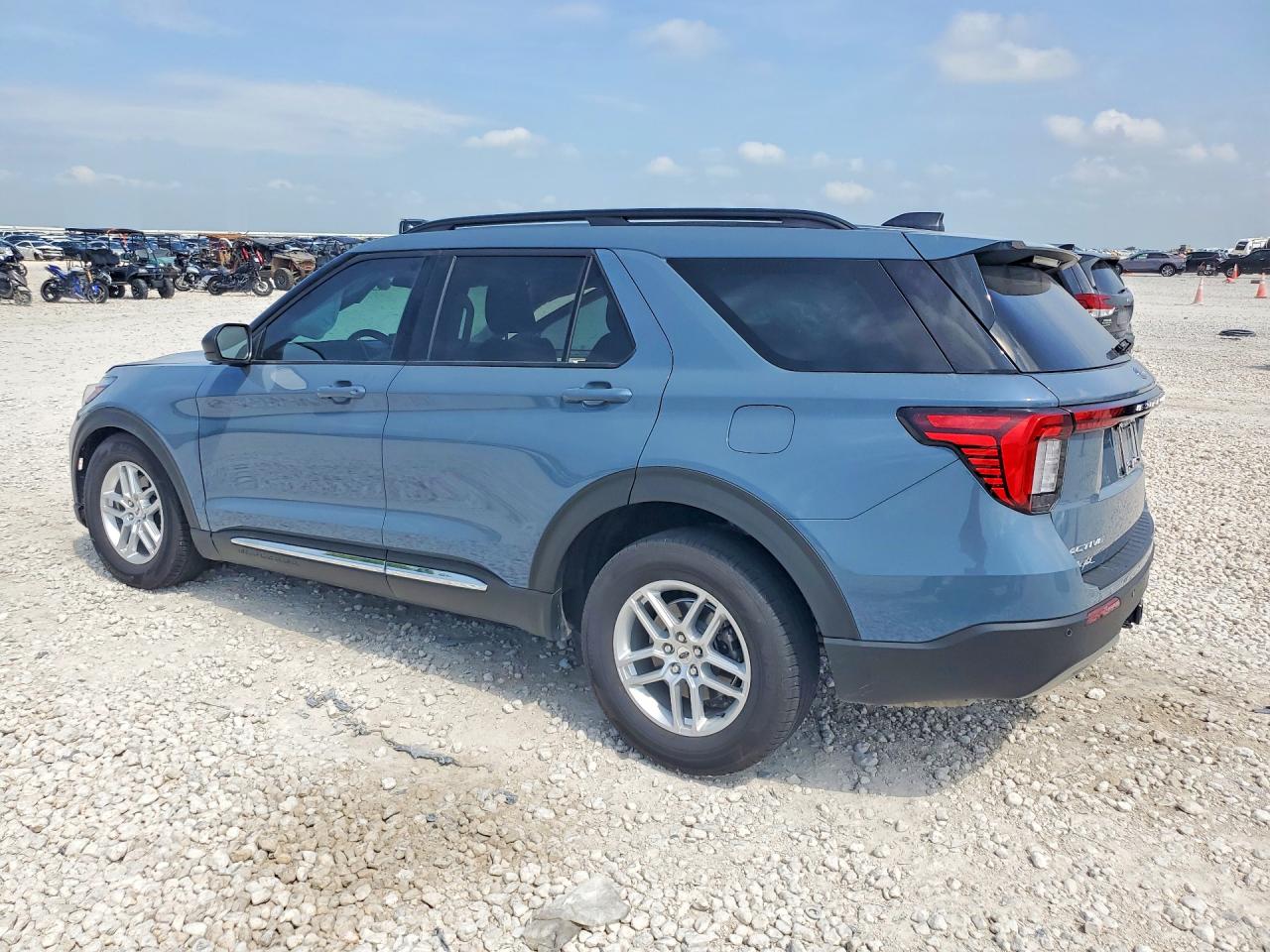 Ford Explorer Active