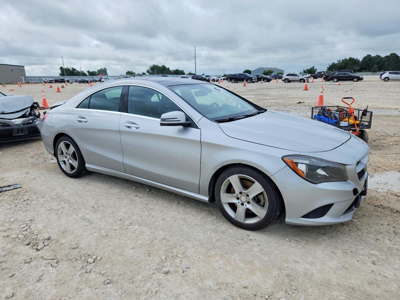 Mercedes-Benz Cla-class 250