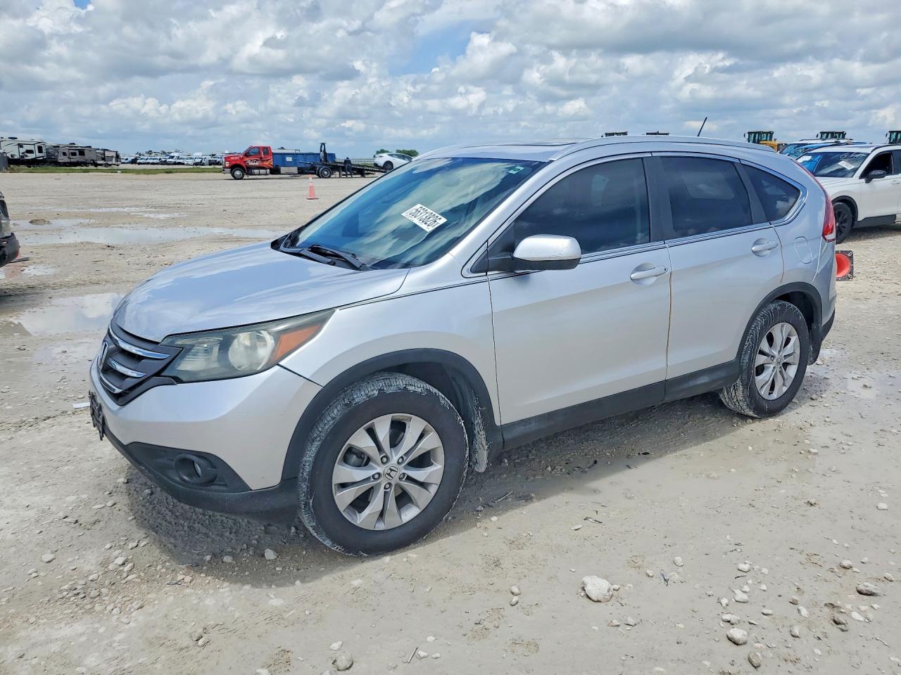 Salvage Honda Crv Image
