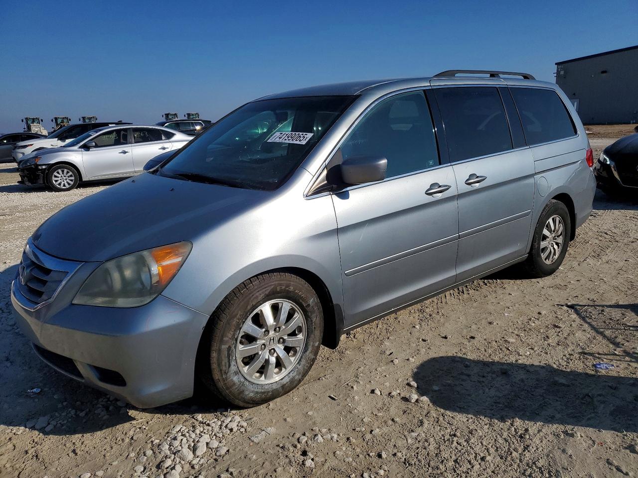 Salvage Honda Odyssey Image