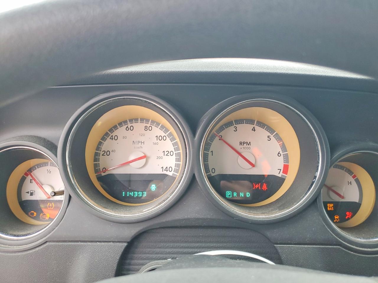 Dodge Challenger Se