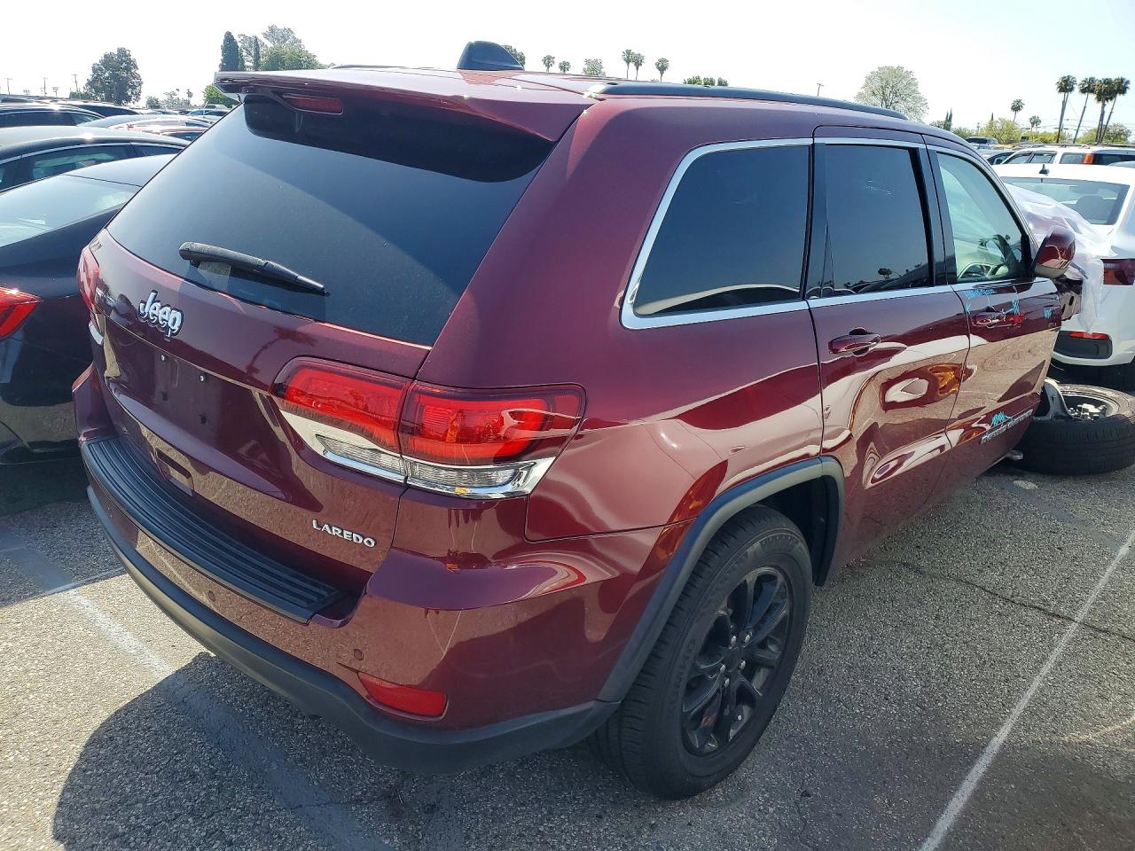 Jeep Cherokee Laredo E