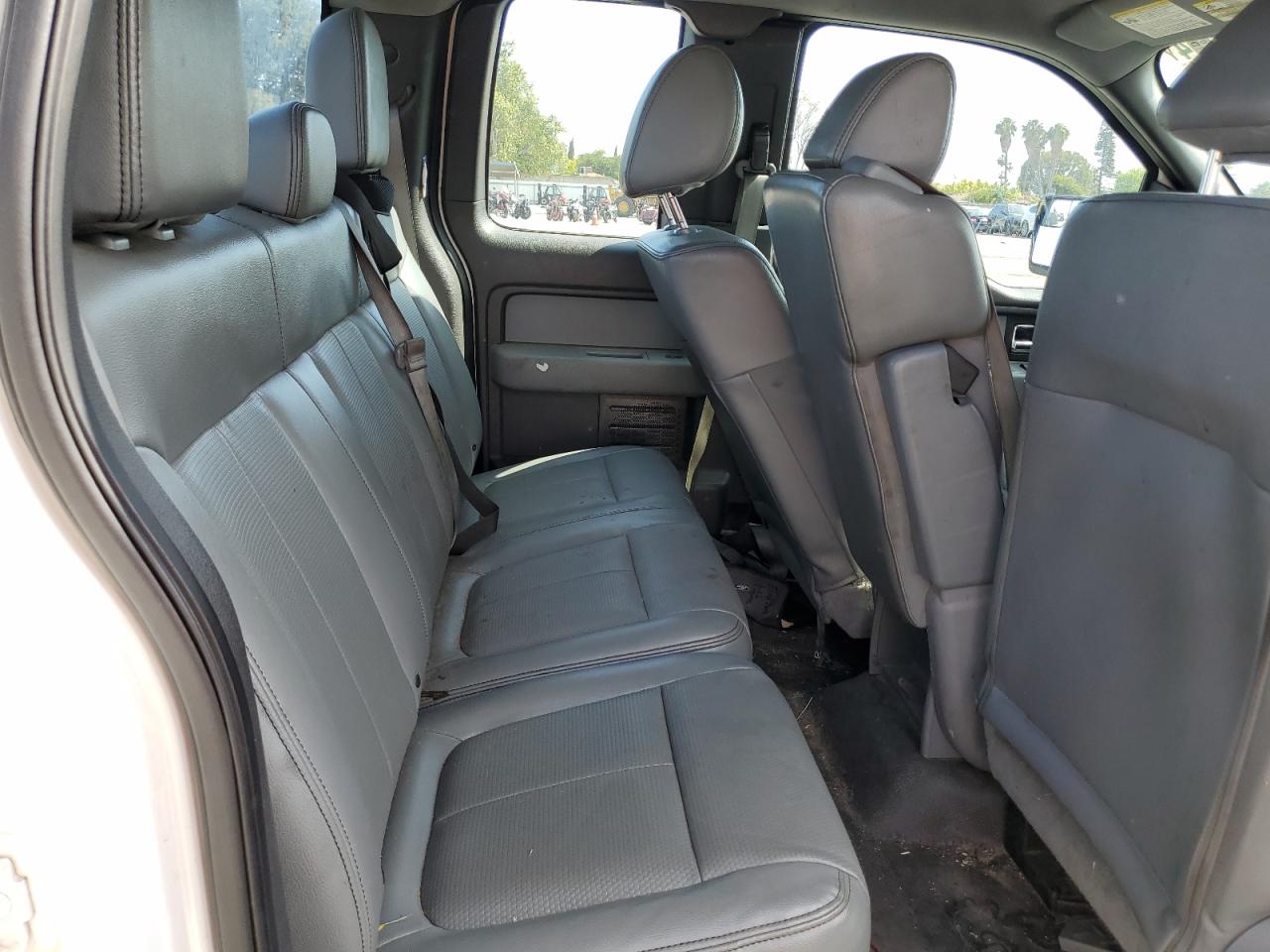 Ford F-150 Super Cab