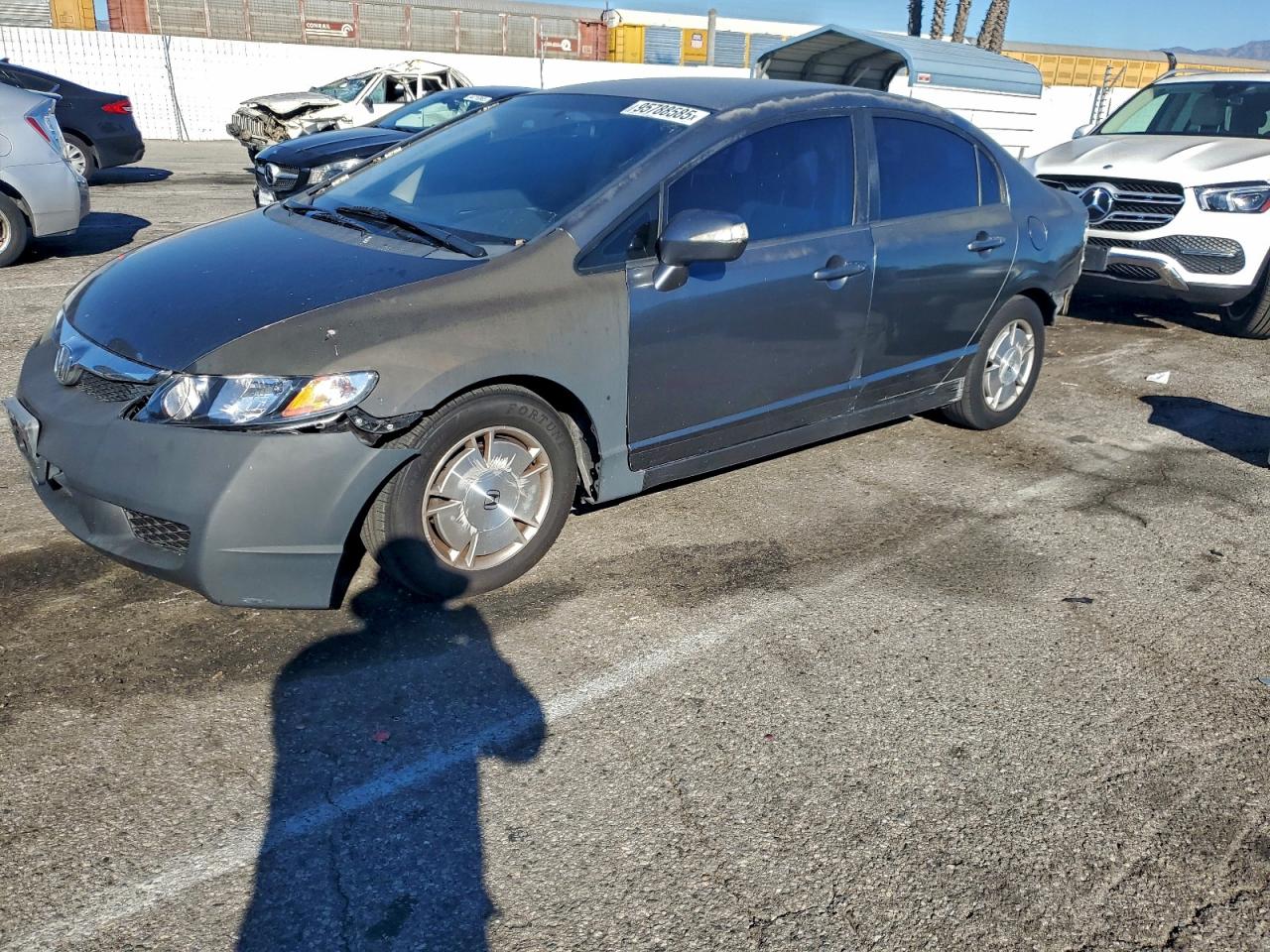 Salvage Honda Civic Image