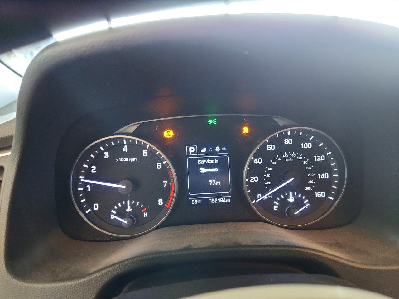 Hyundai ELANTRA Sel