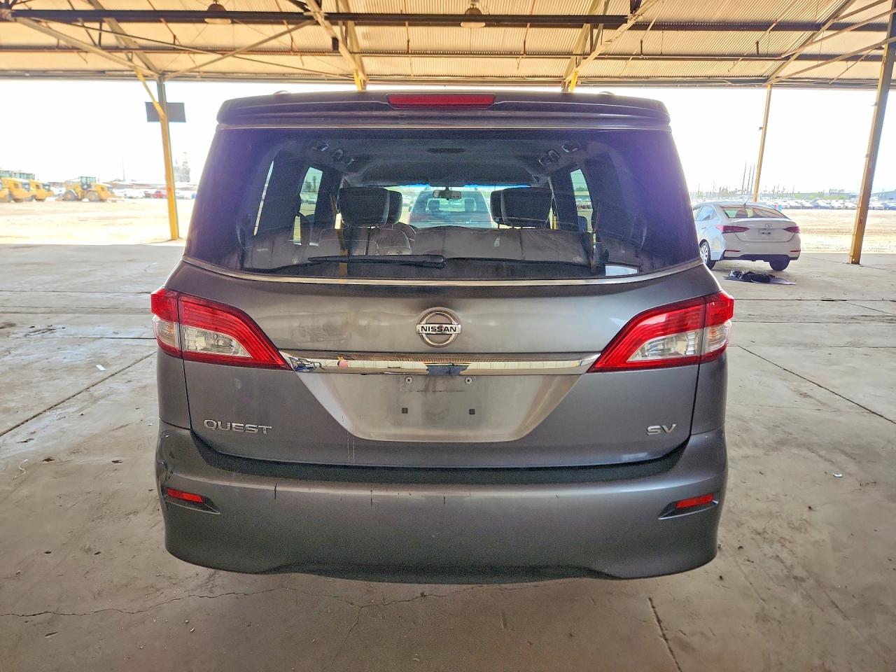 Nissan Quest Sv