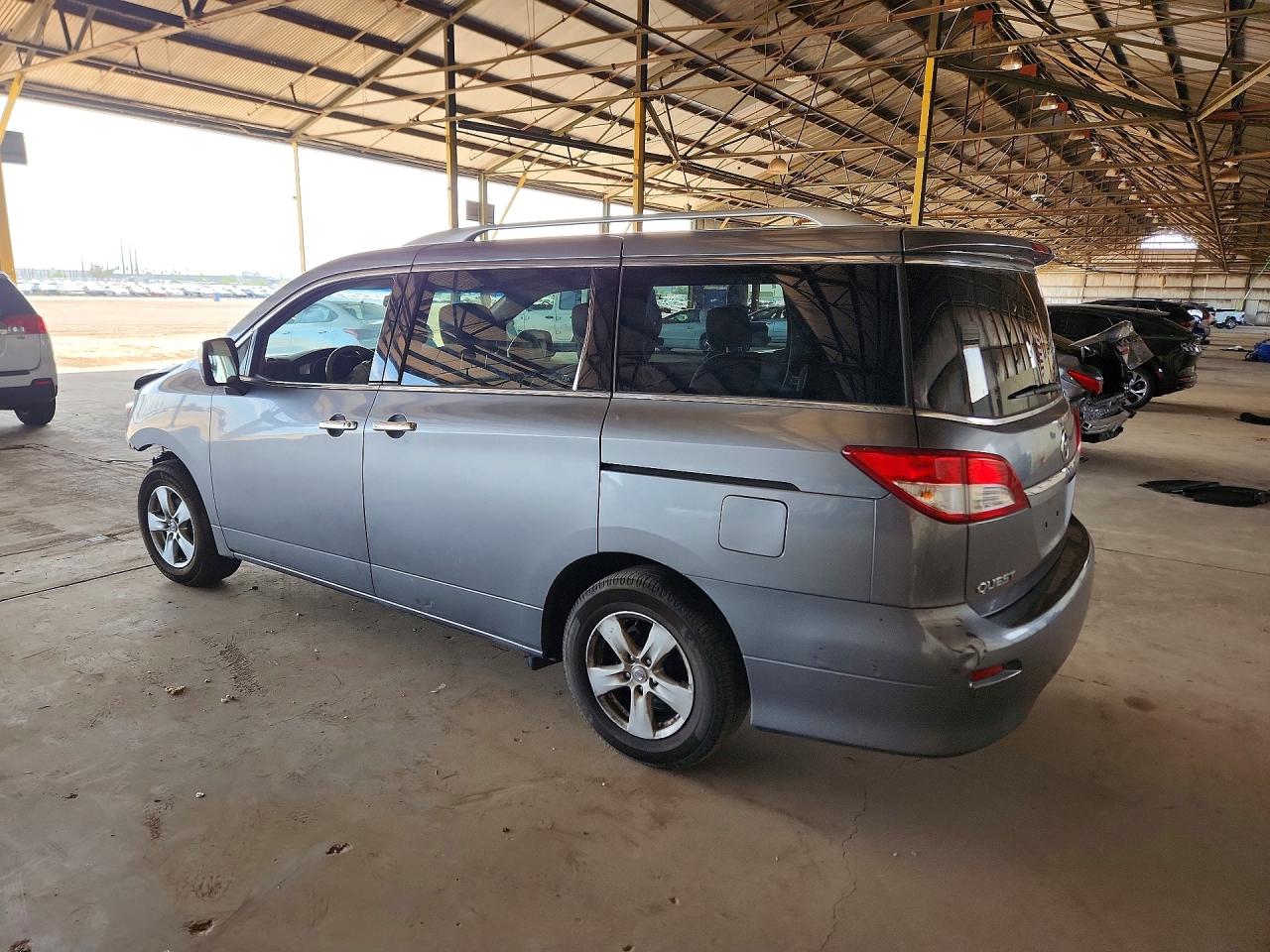 Nissan Quest Sv