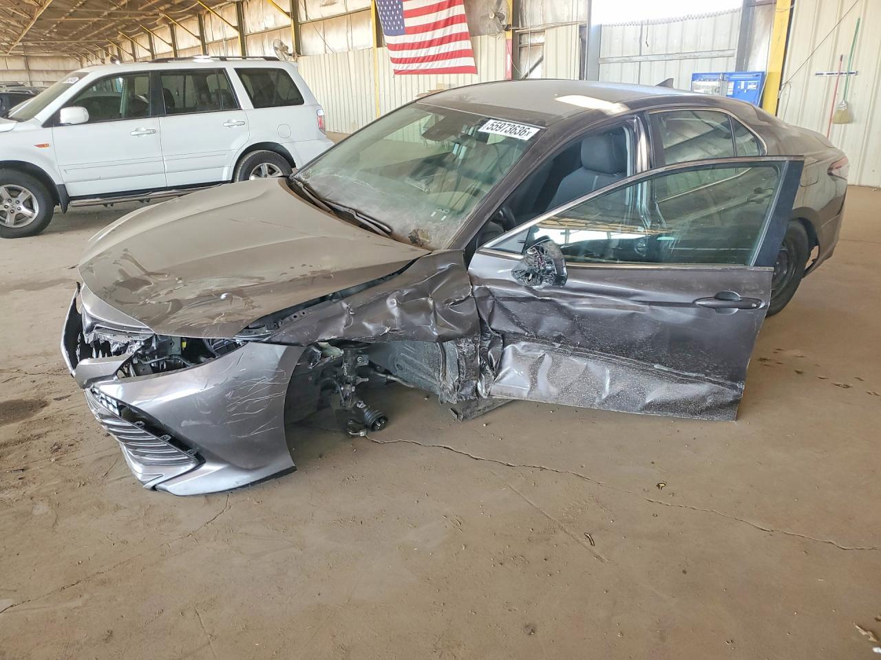 Salvage Toyota Camry Image