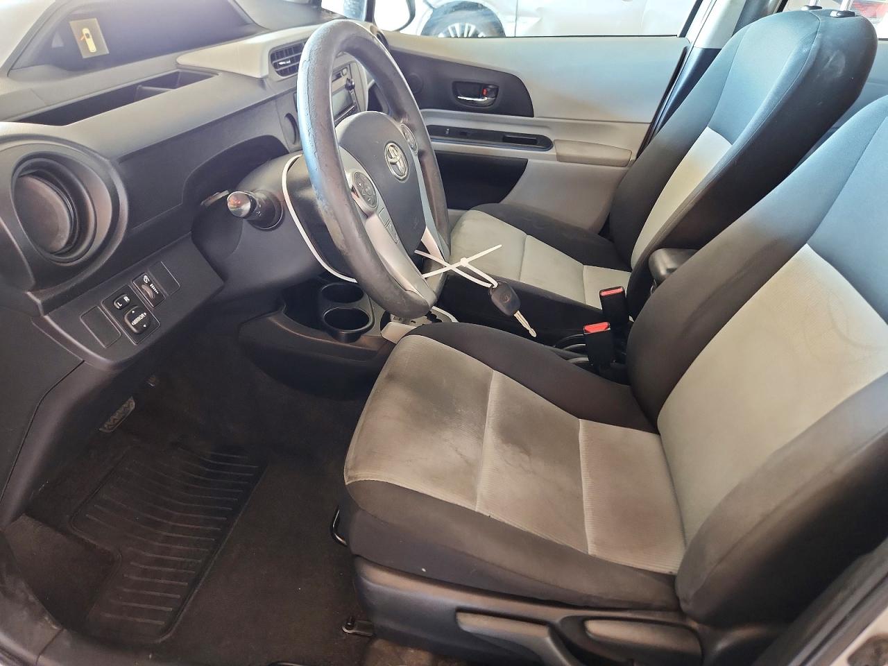 Toyota Prius Two