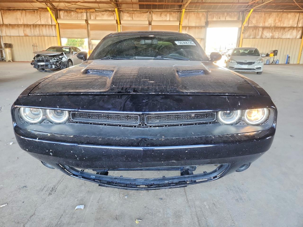 Dodge Challenger Sxt
