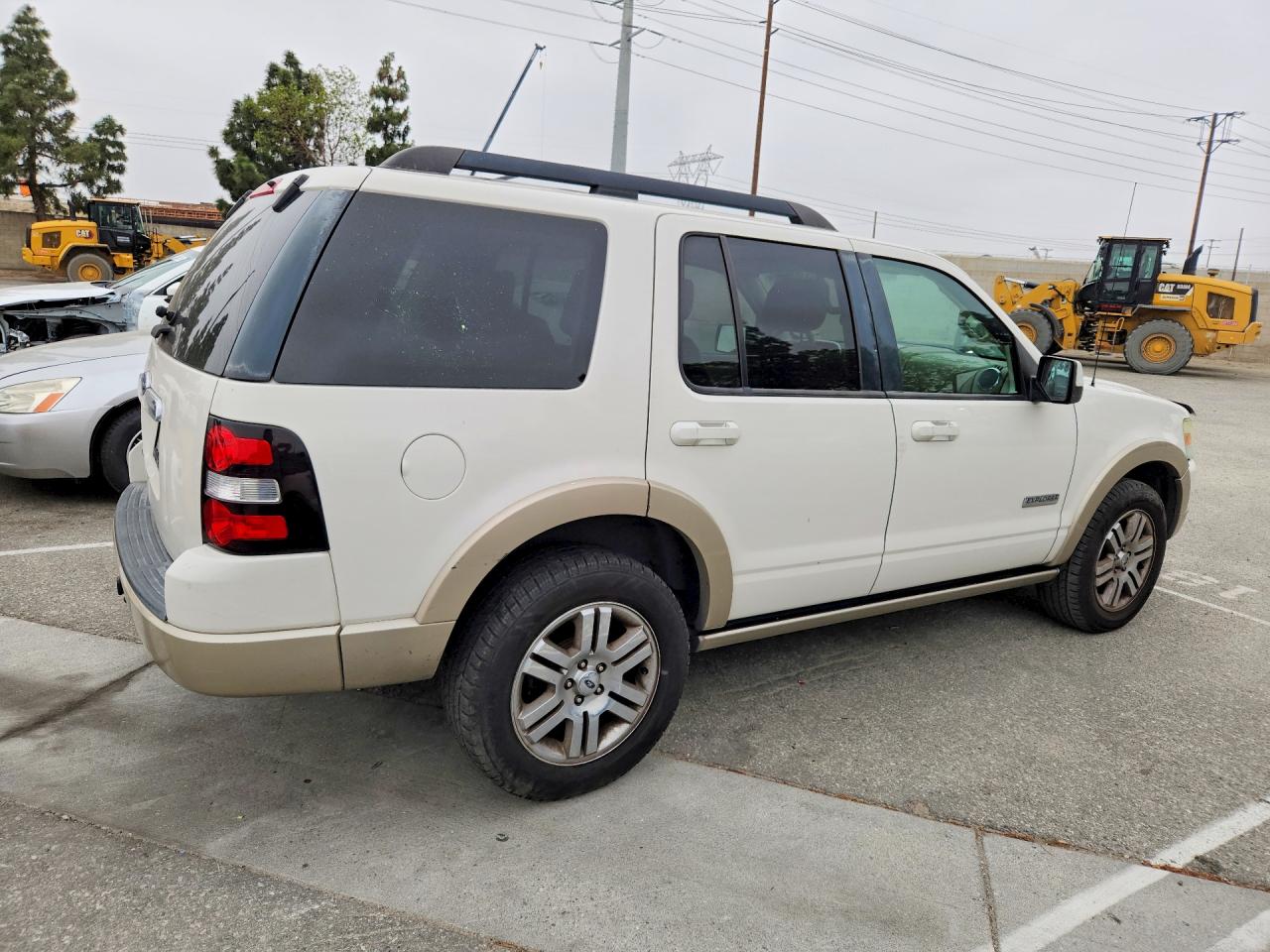 Ford Explorer Eddie Bauer