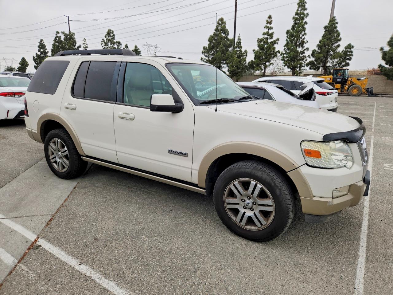 Ford Explorer Eddie Bauer