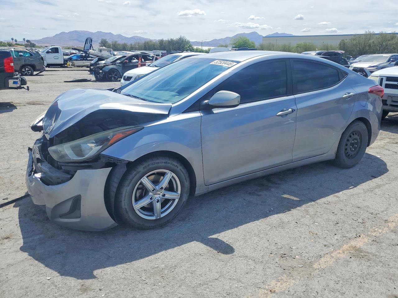 Salvage Hyundai ELANTRA Image
