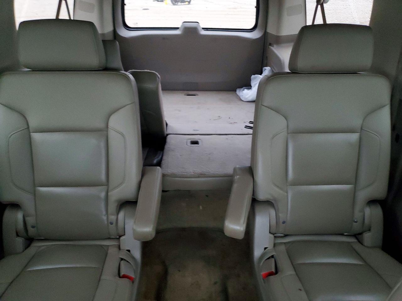 Chevrolet Suburban C1500 Ltz