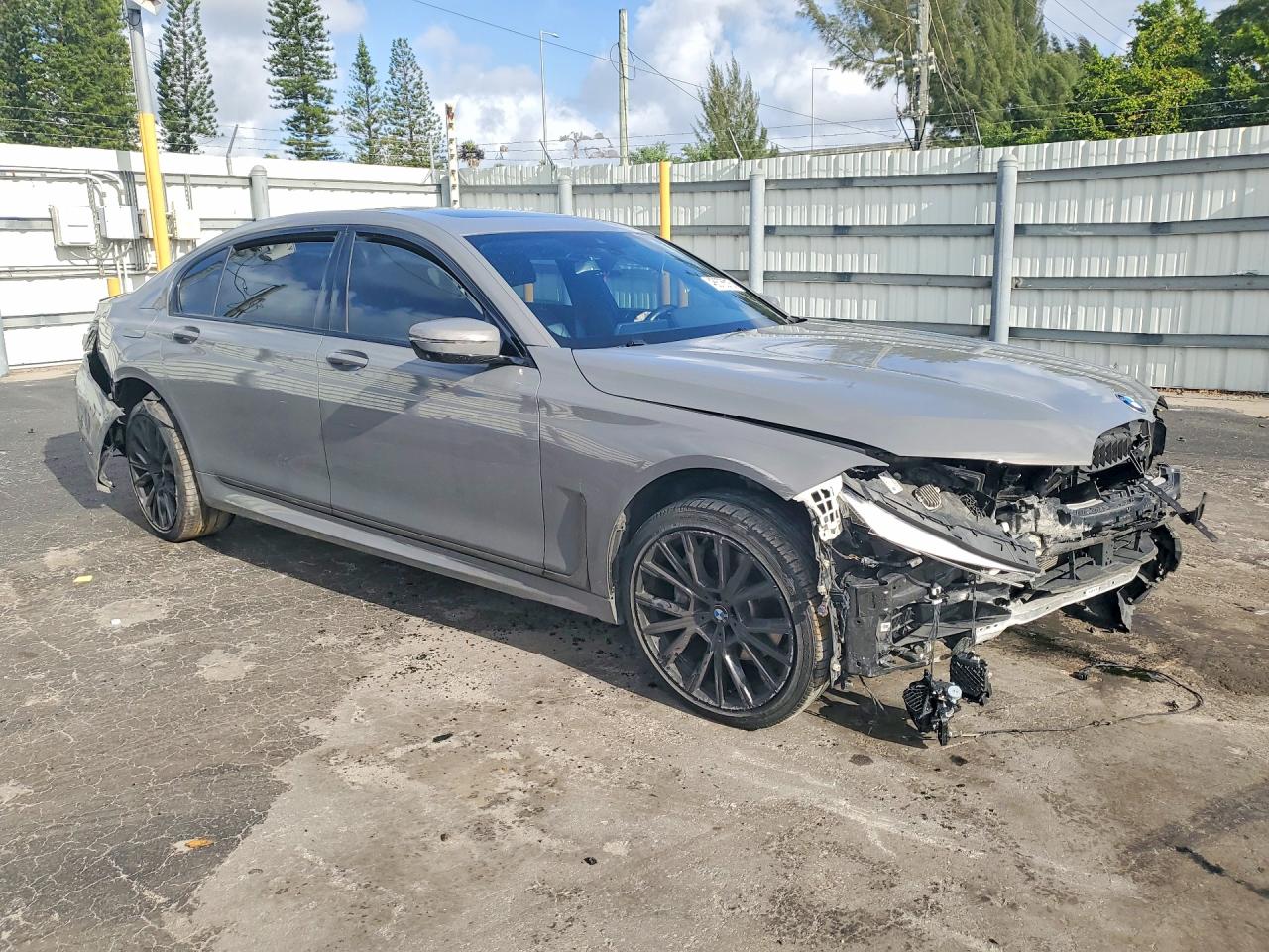BMW 7 Series I