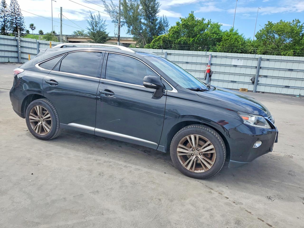 Lexus RX Base