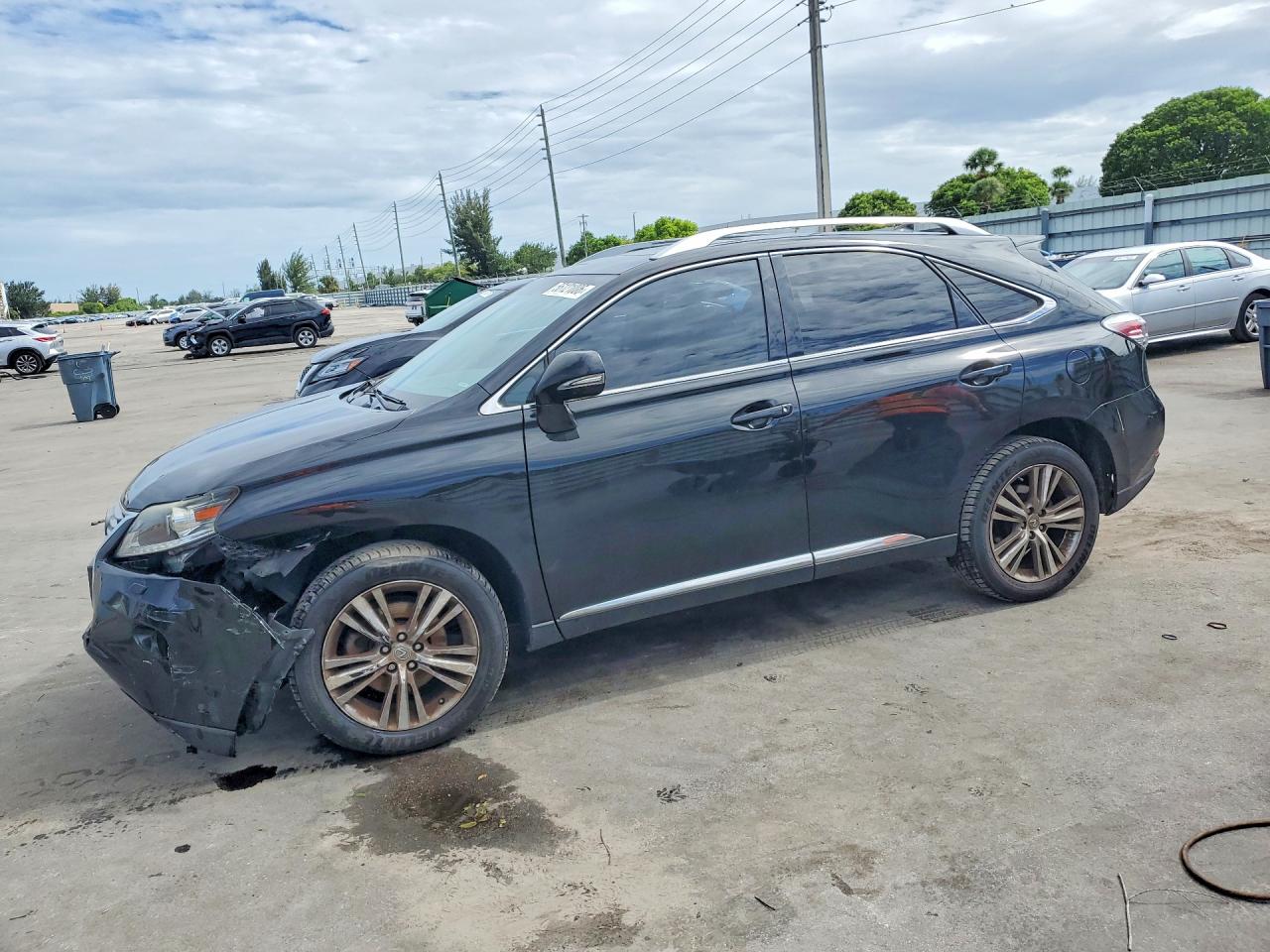Salvage Lexus RX Image
