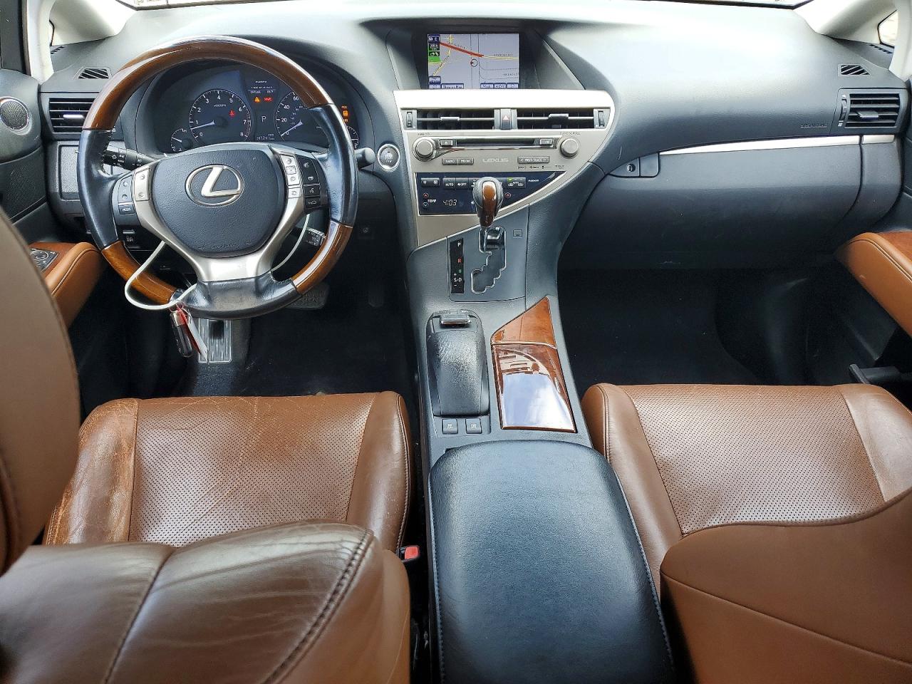 Lexus RX Base