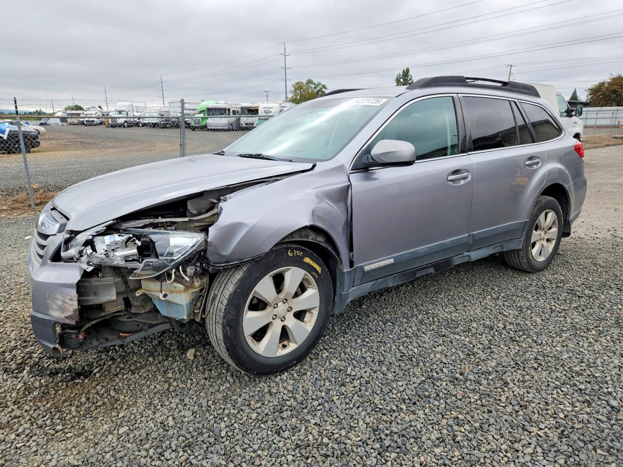Salvage Subaru Outback Image