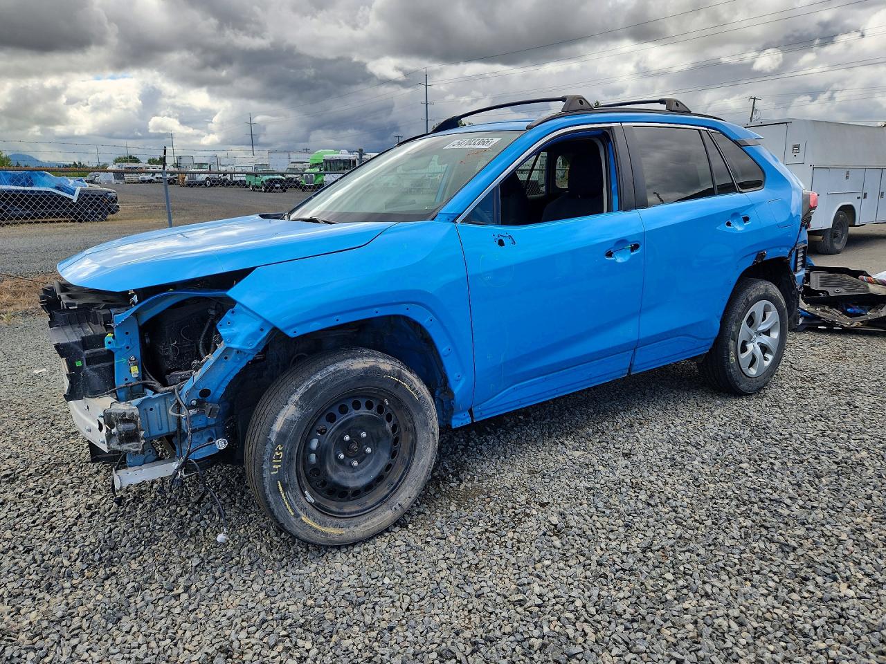 Salvage Toyota RAV4 Image