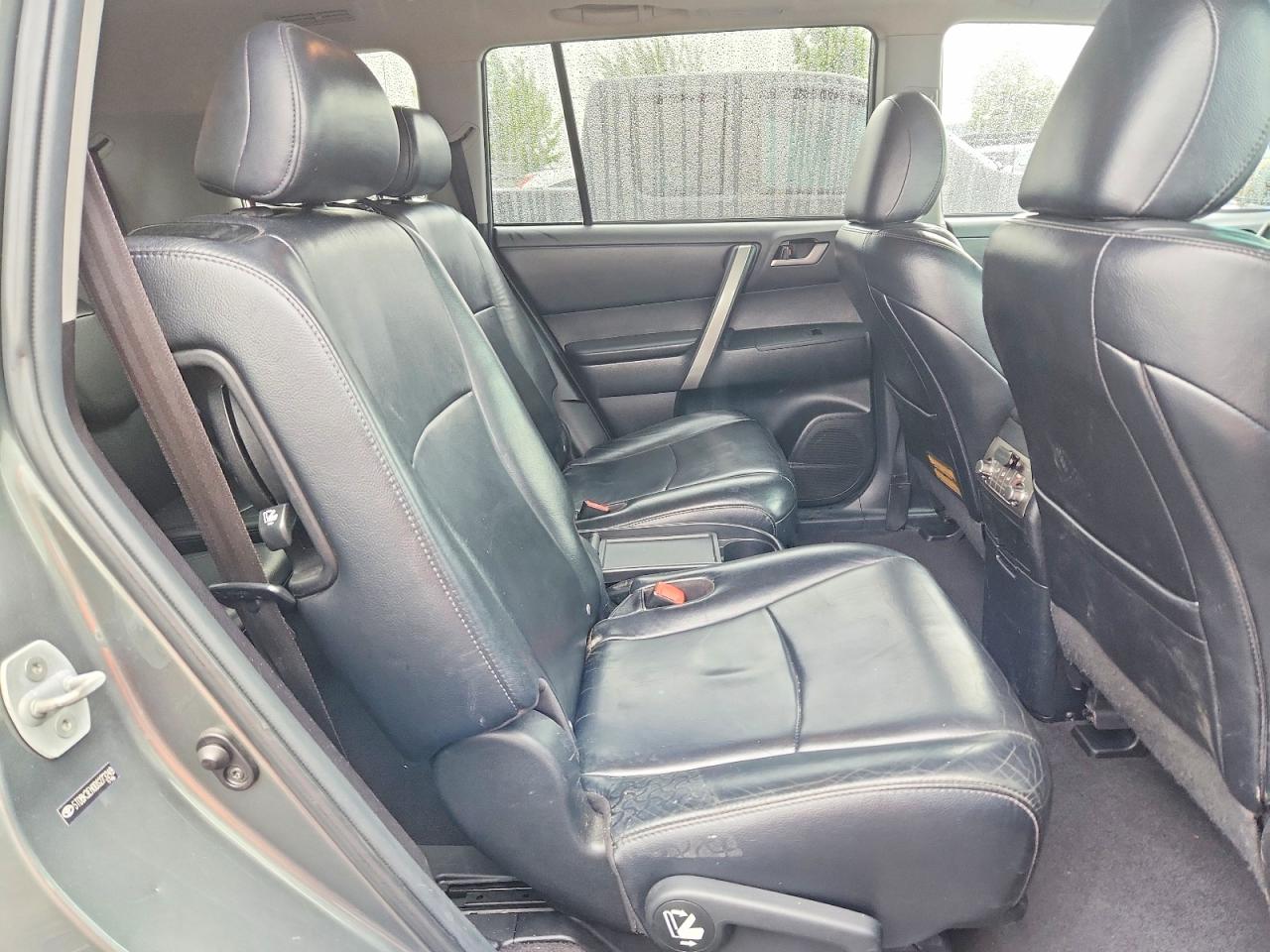 Toyota Highlander Se