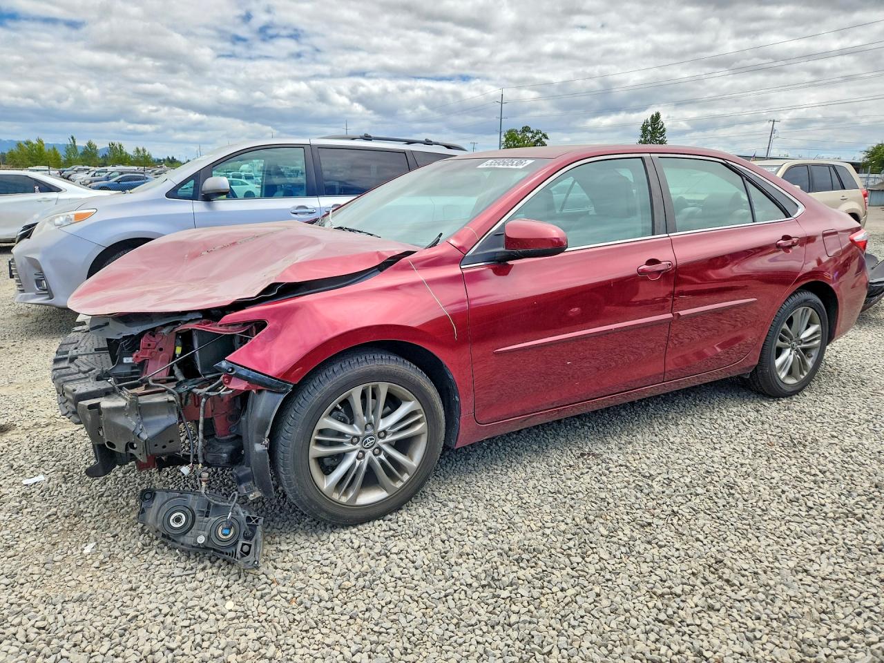 Salvage Toyota Camry Image