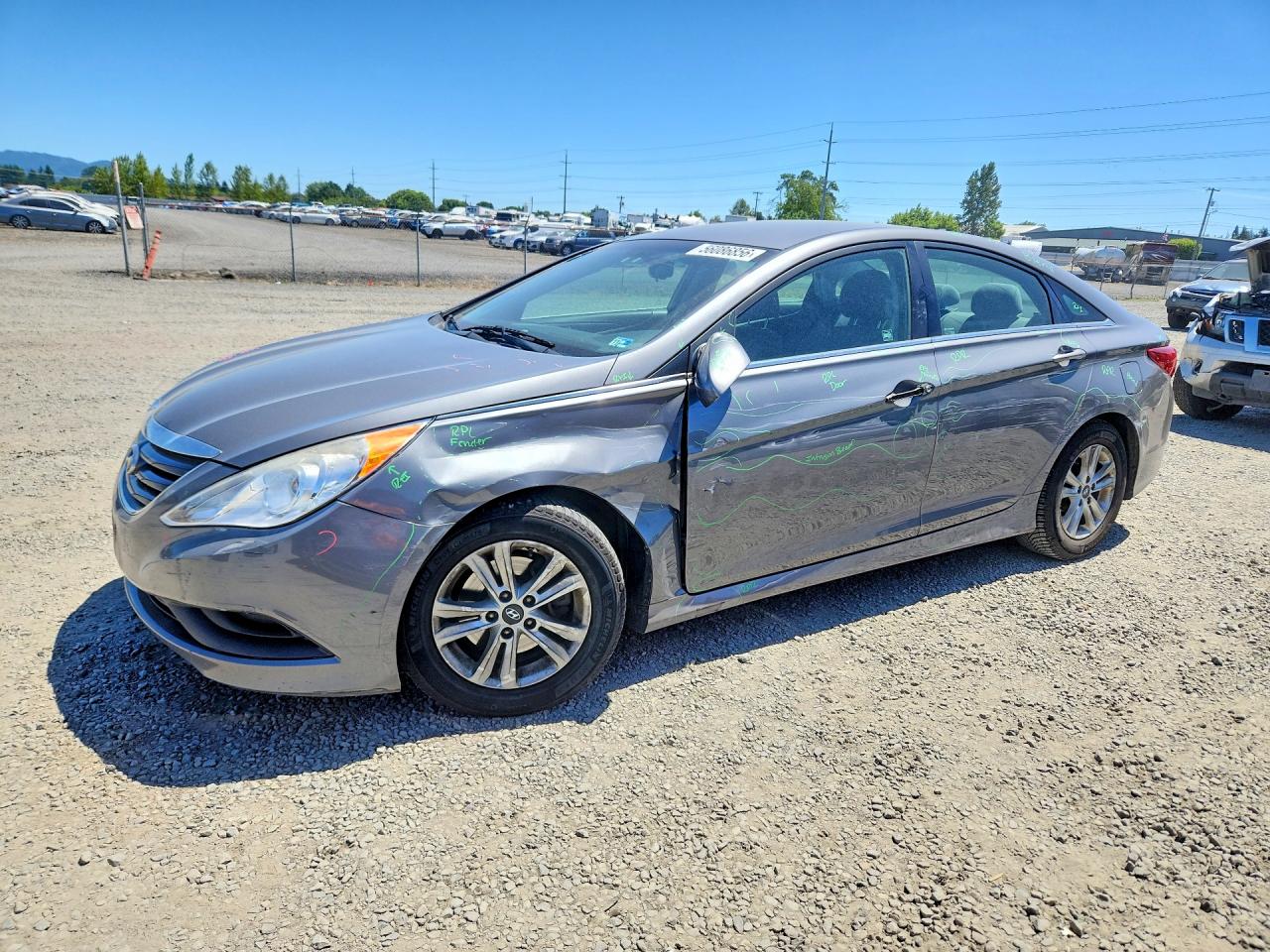 Salvage Hyundai SONATA Image