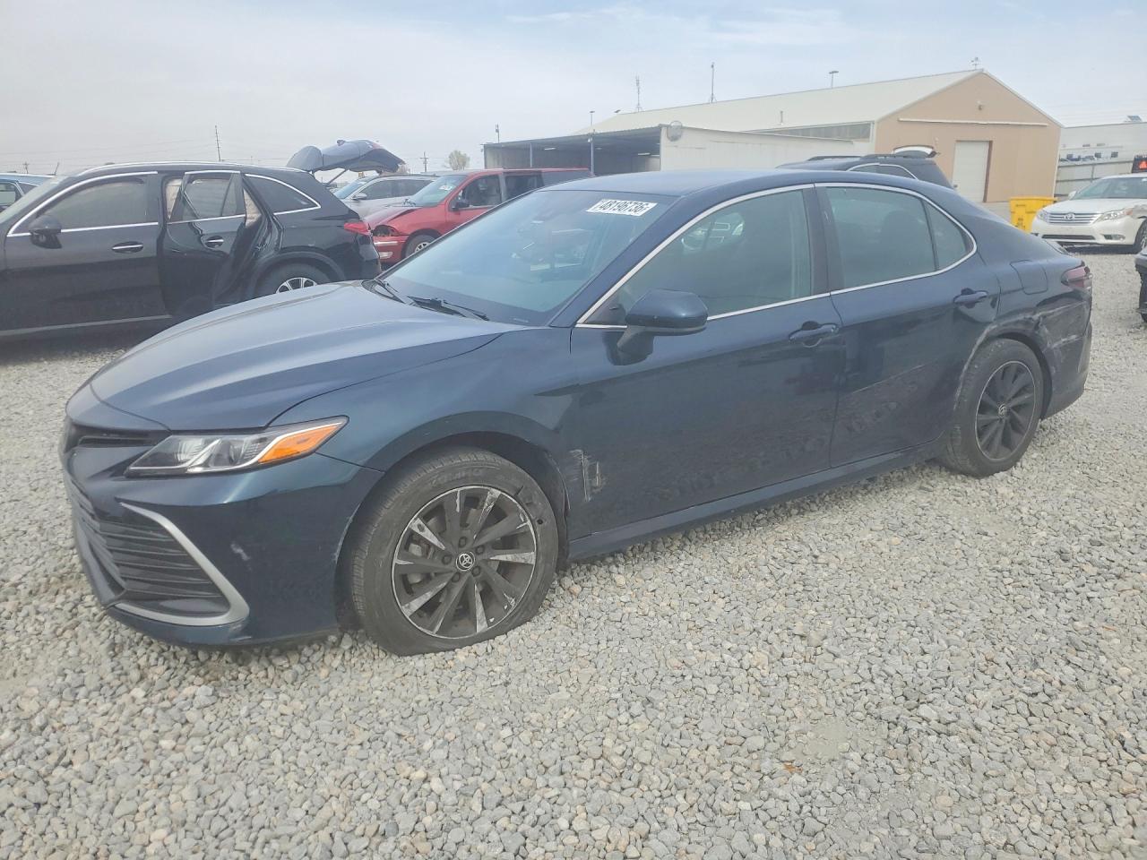 Salvage Toyota Camry Image