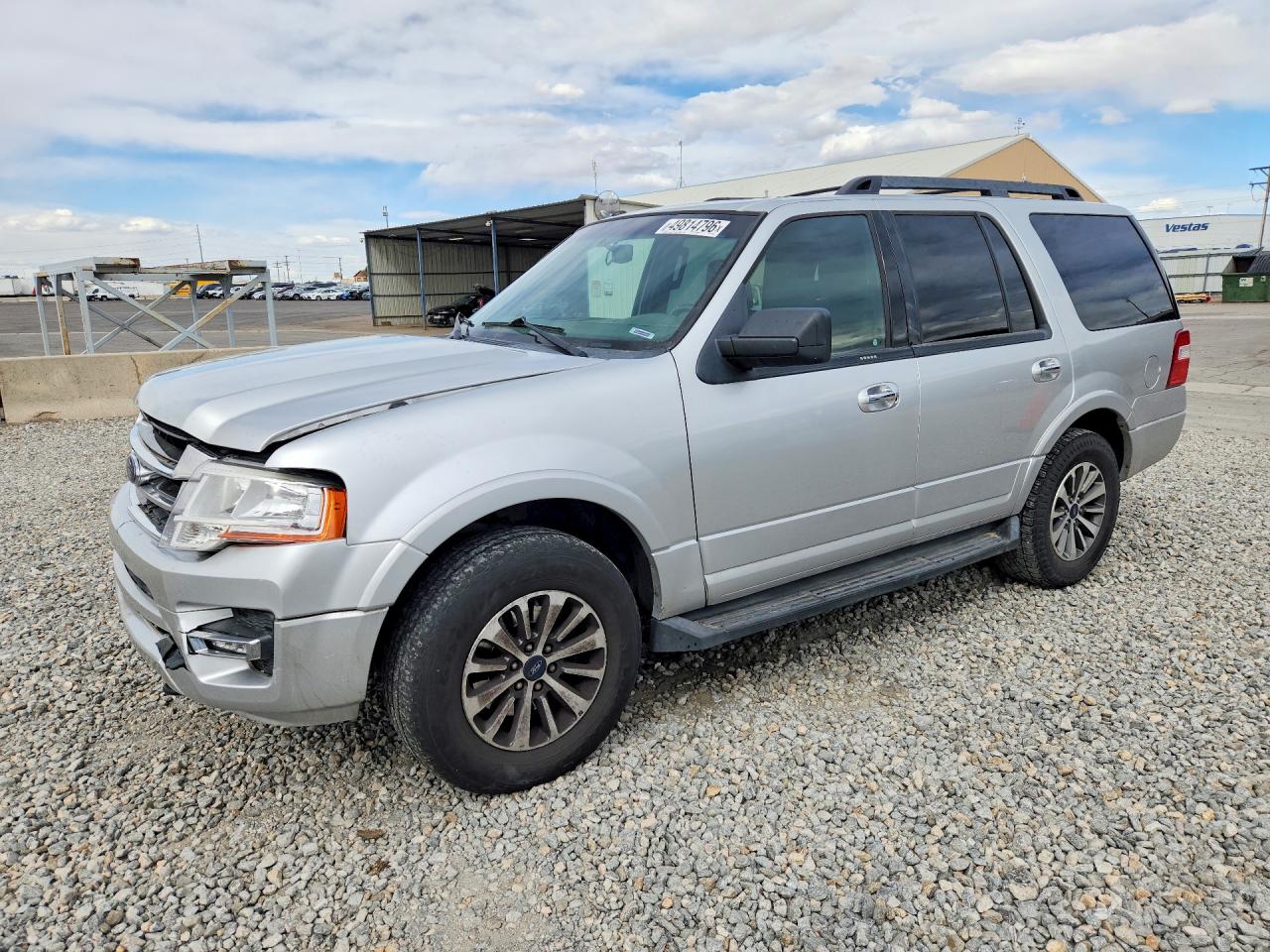 Salvage Ford Expedition Image