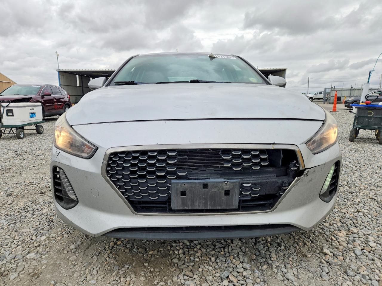 Hyundai ELANTRA Base