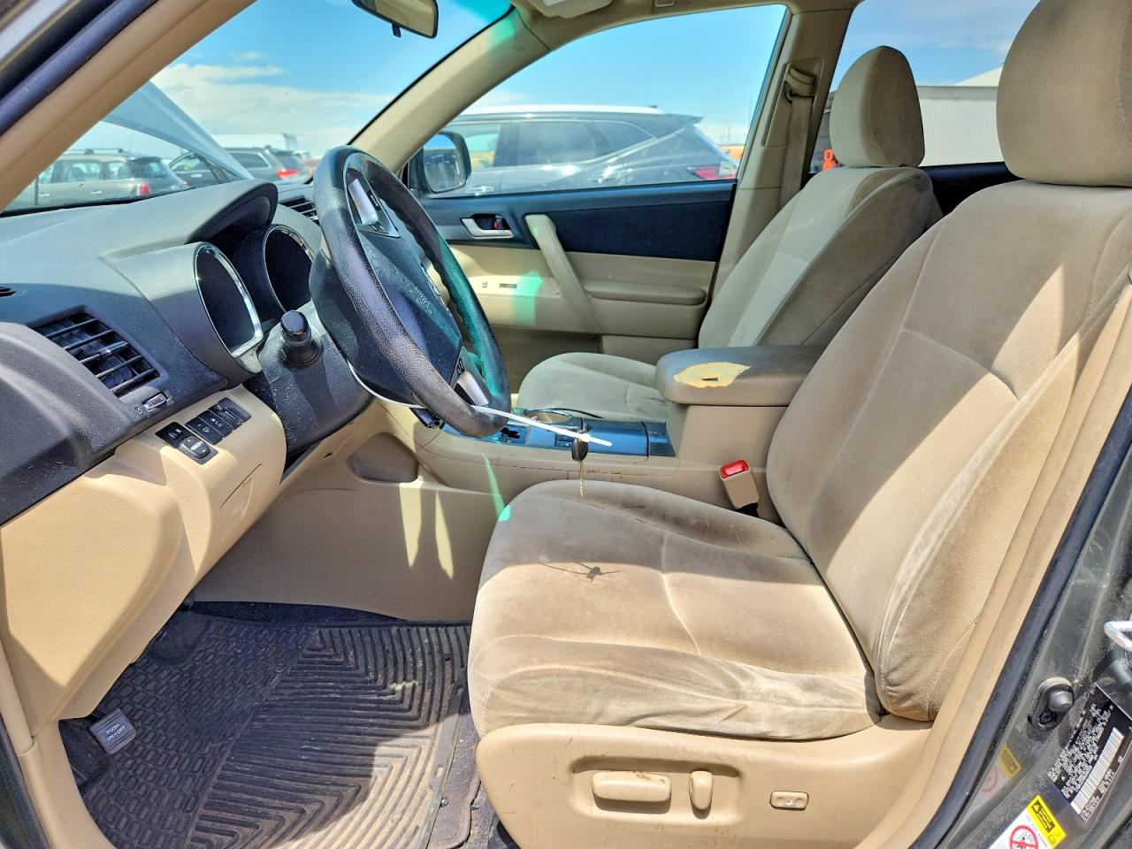 Toyota Highlander Base
