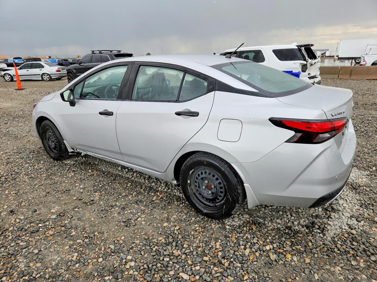 Nissan Versa S