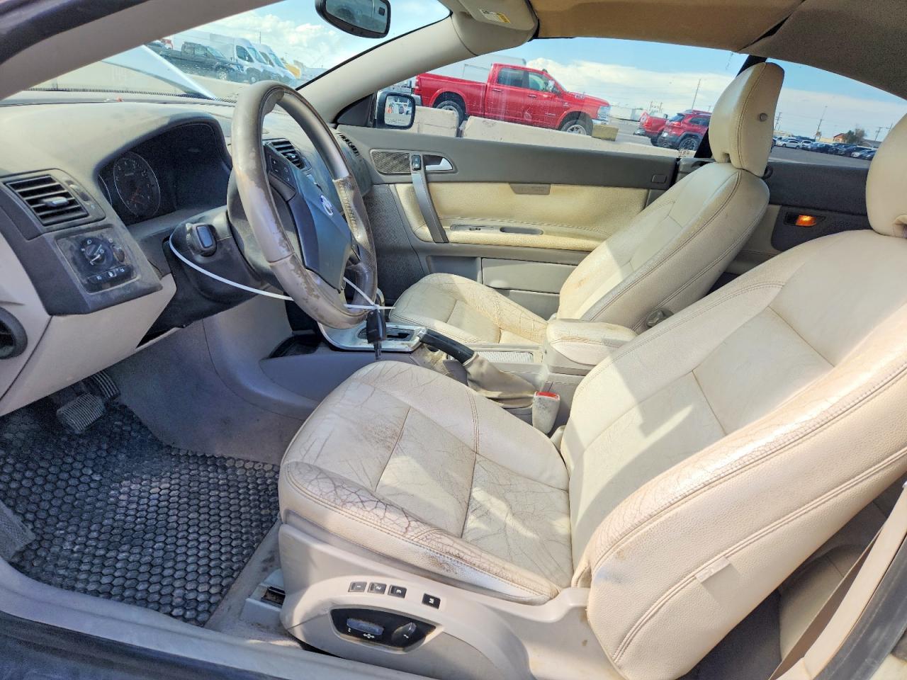 Volvo C70 T5