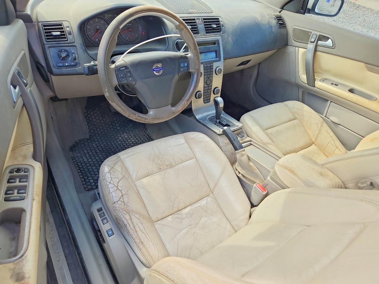 Volvo C70 T5