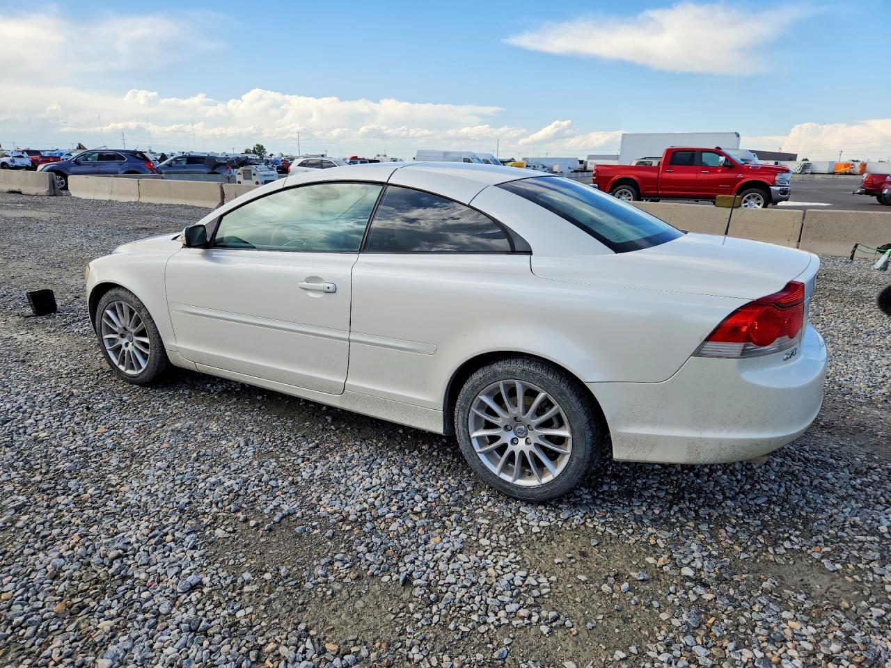 Volvo C70 T5