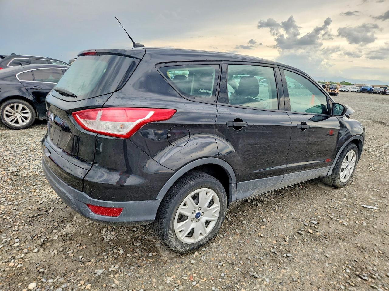 Ford Escape S