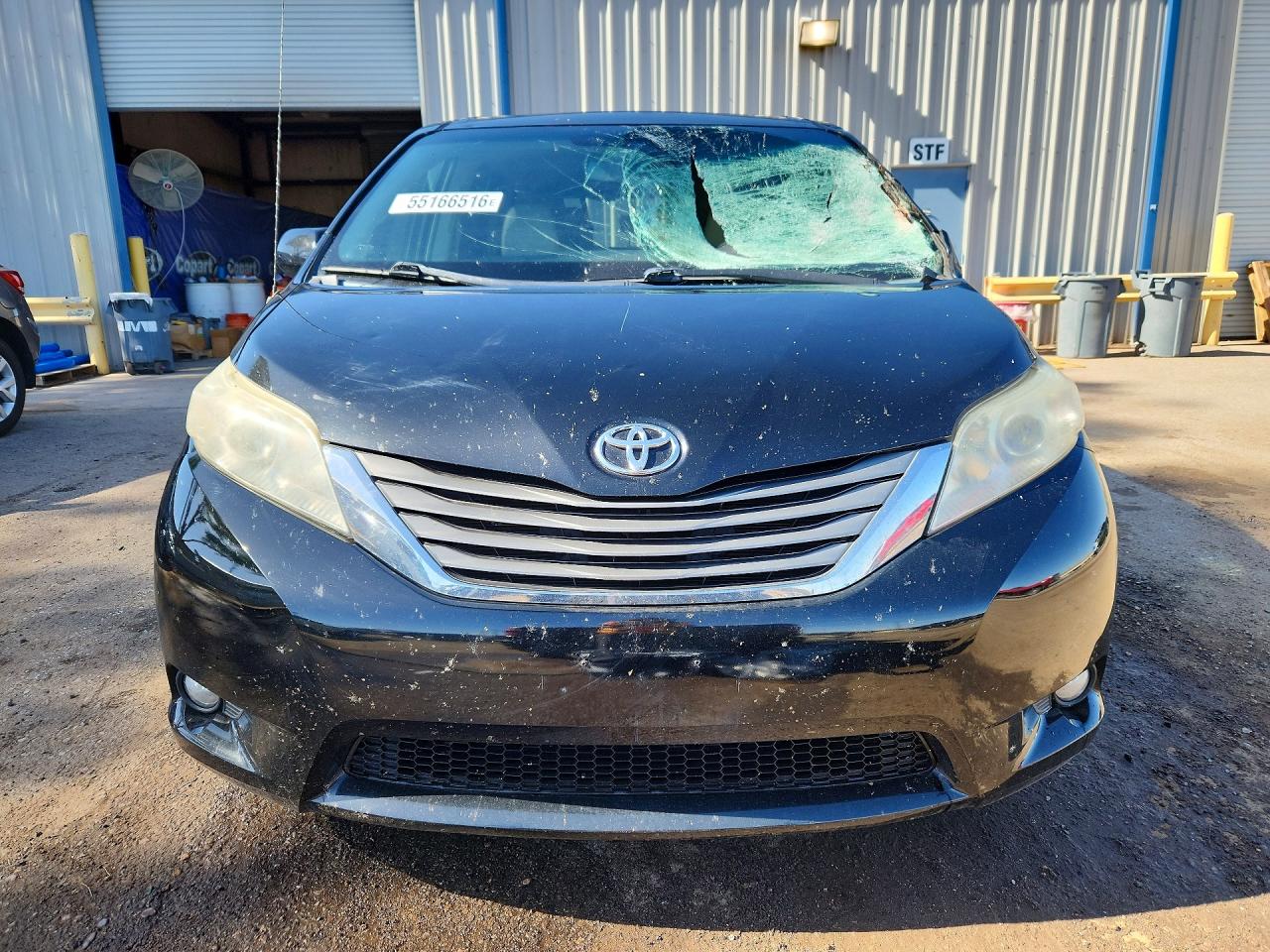 Toyota Sienna Xle 8-passenger