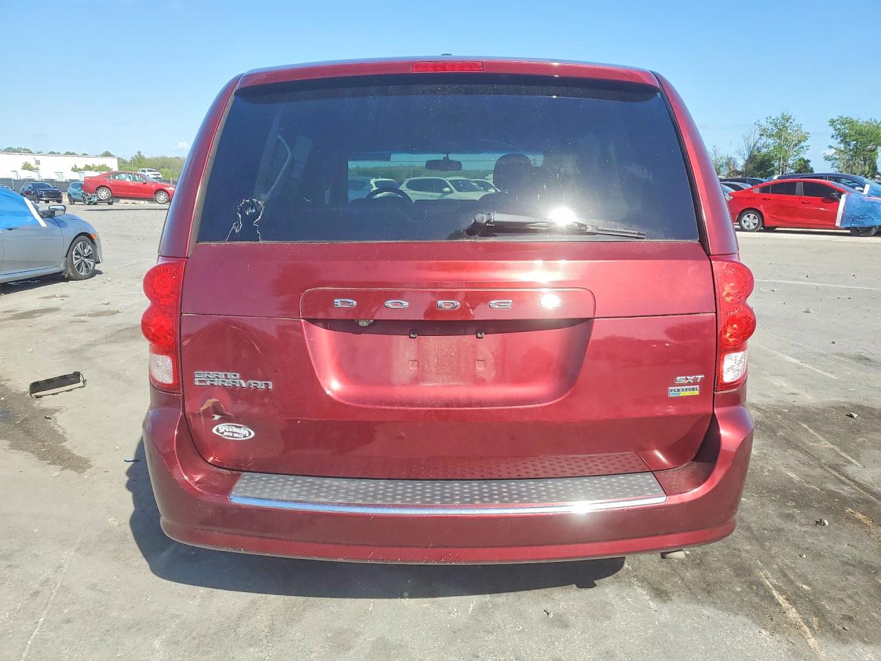 Dodge Caravan Sxt