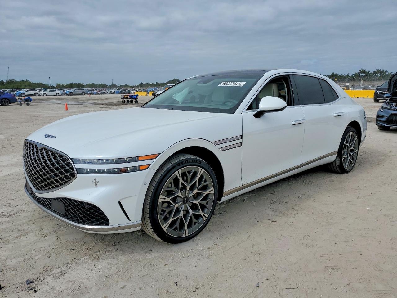 Salvage Genesis G90 Image