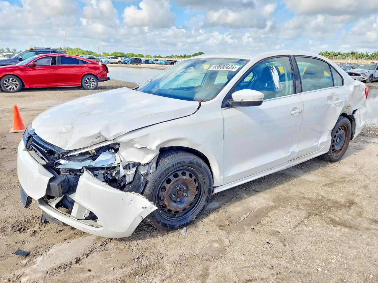 Salvage Volkswagen Jetta Image