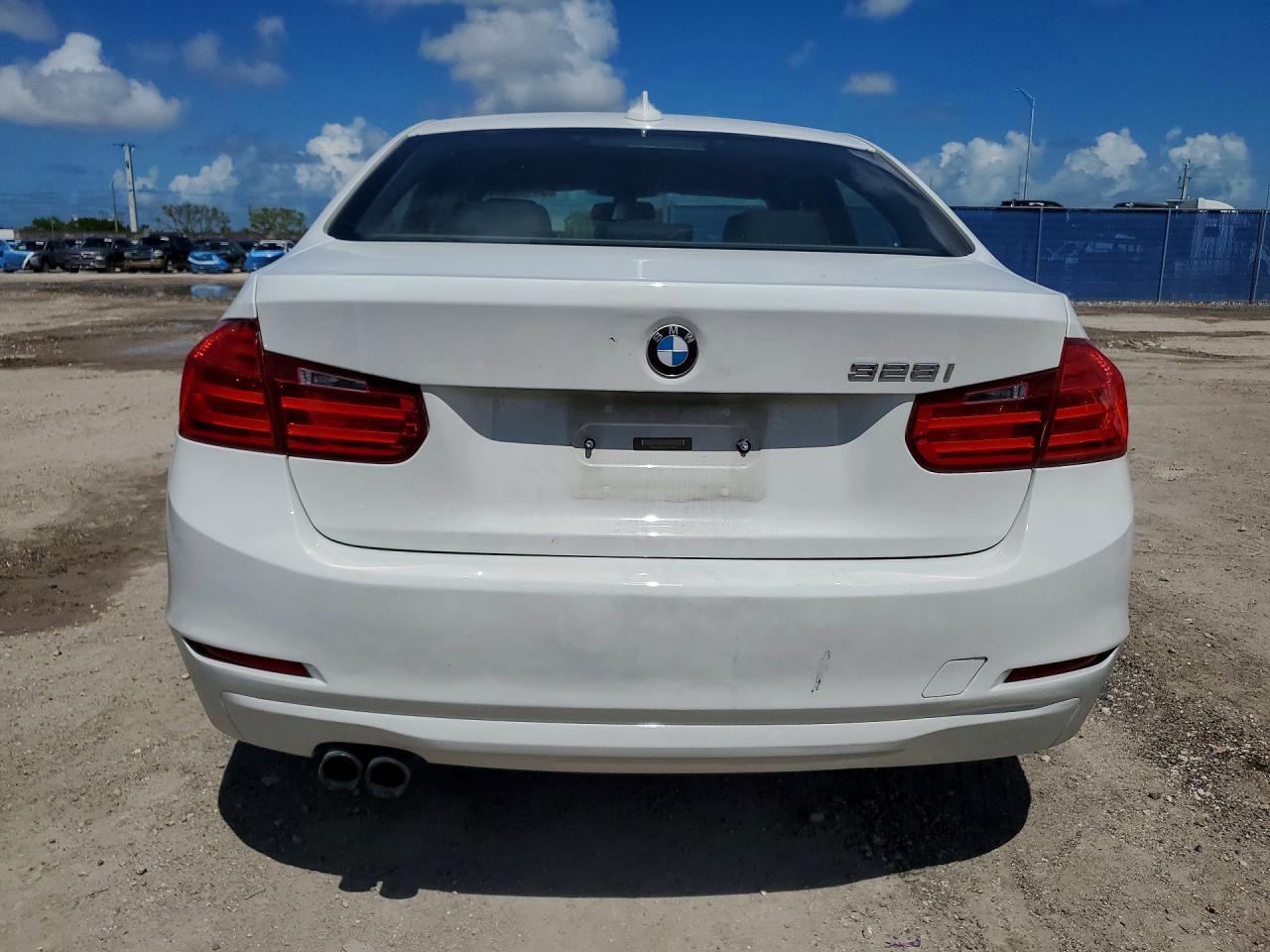 BMW 3 Series I