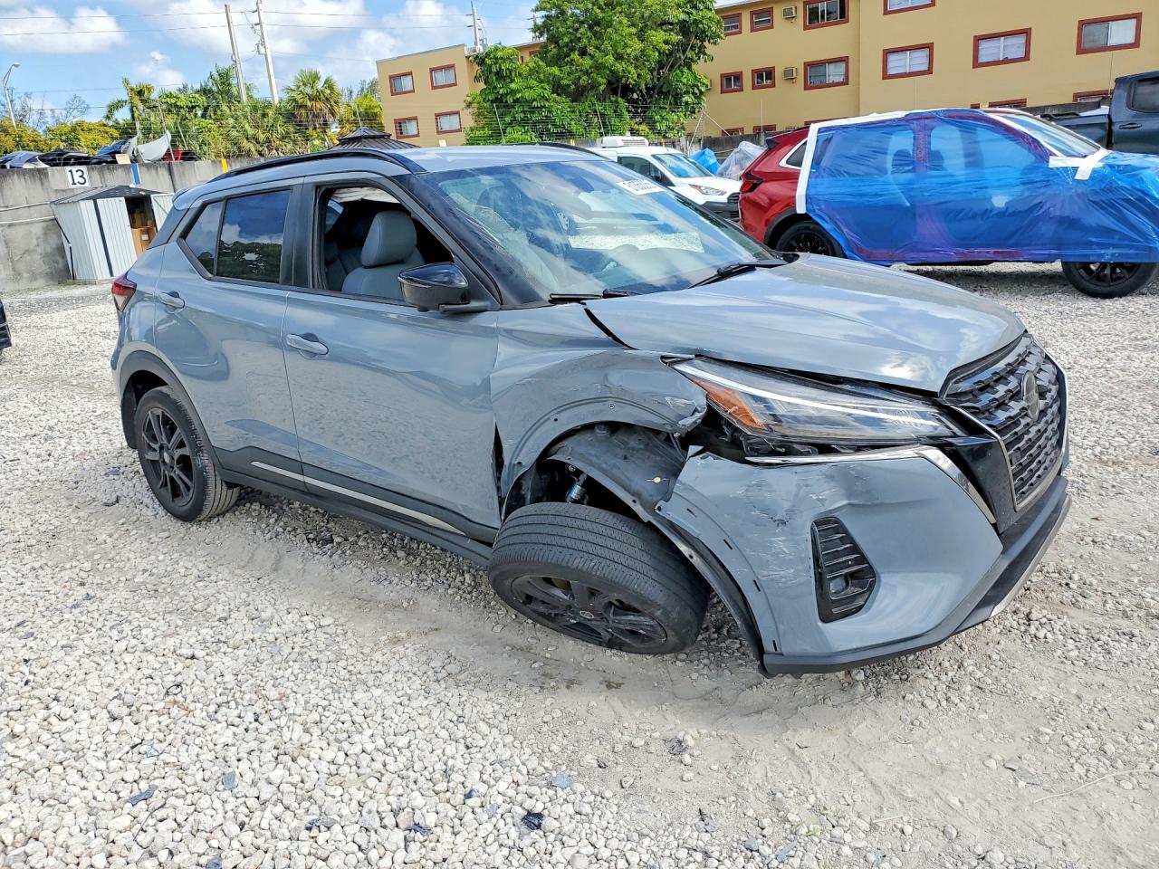 Nissan Kicks Sr