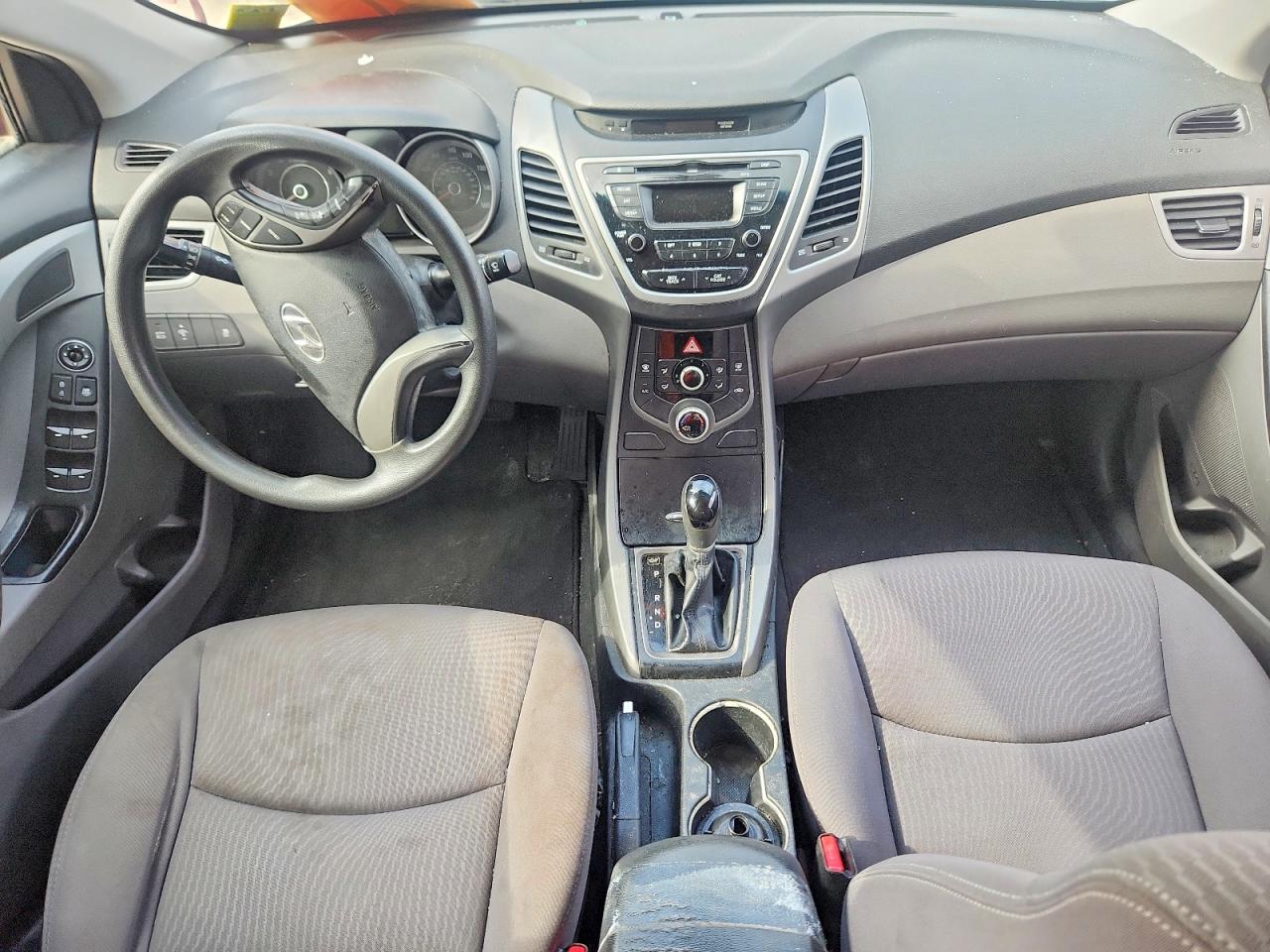 Hyundai ELANTRA Se