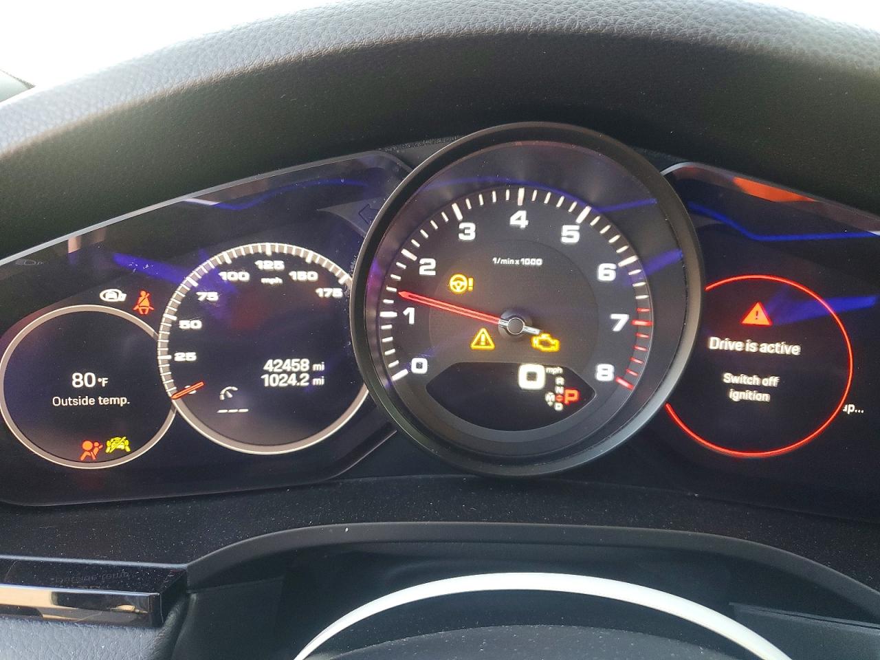 Porsche Cayenne Base