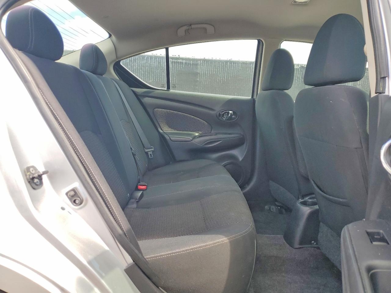 Nissan Versa 1.6 Sv
