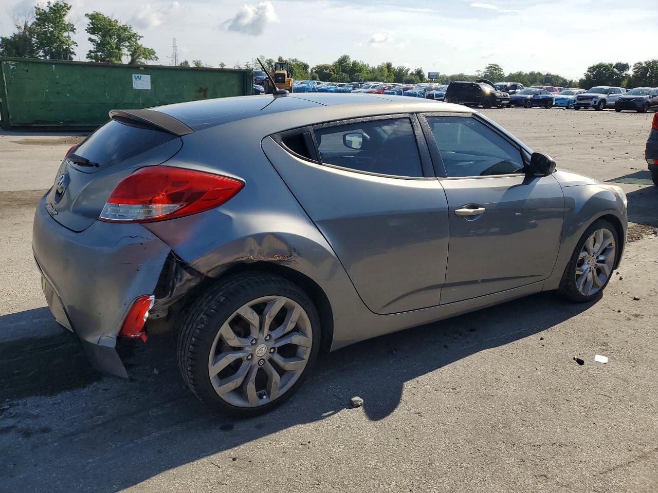 Hyundai VELOSTER Base