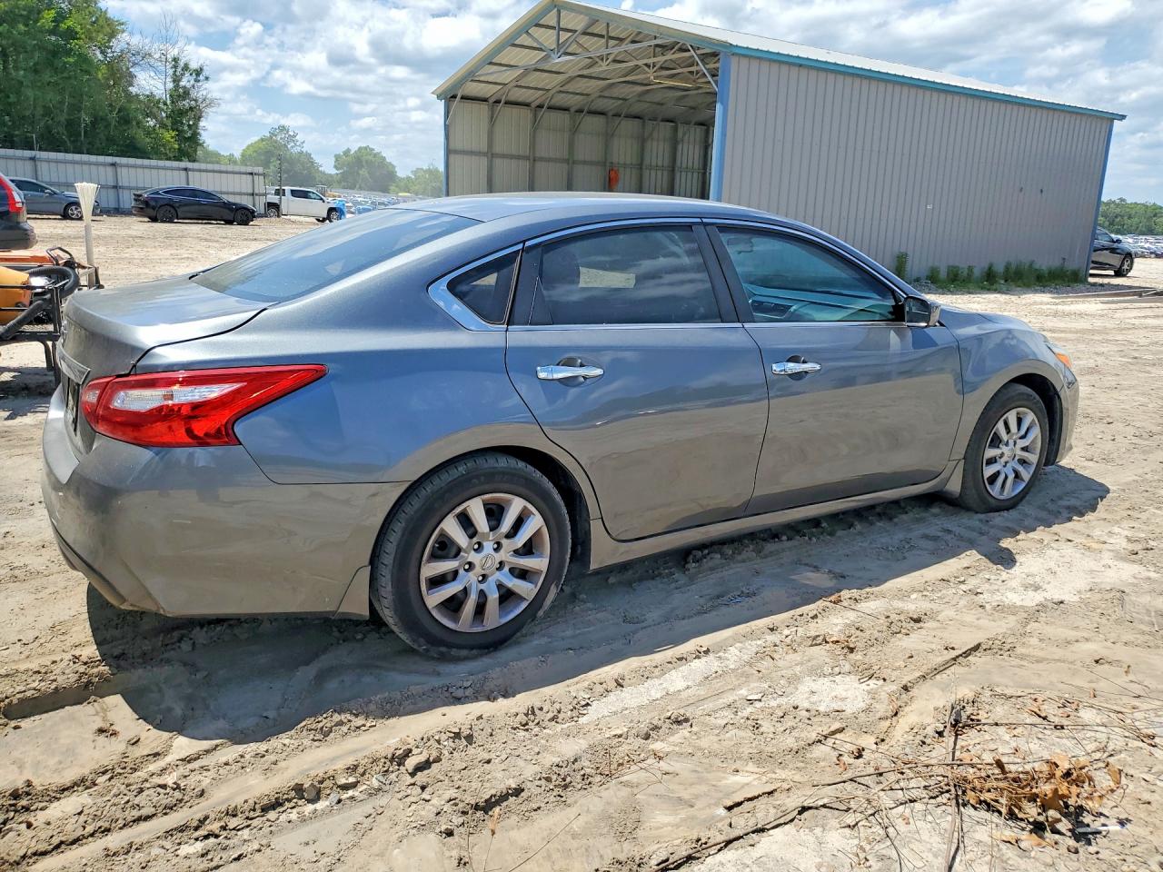 Nissan Altima 2.5 S