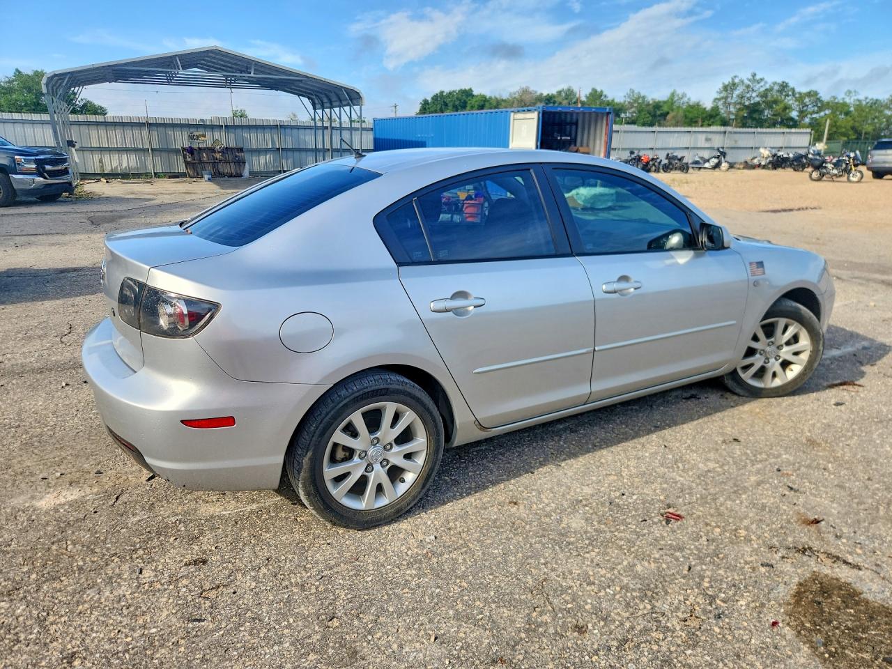 Mazda 3 I