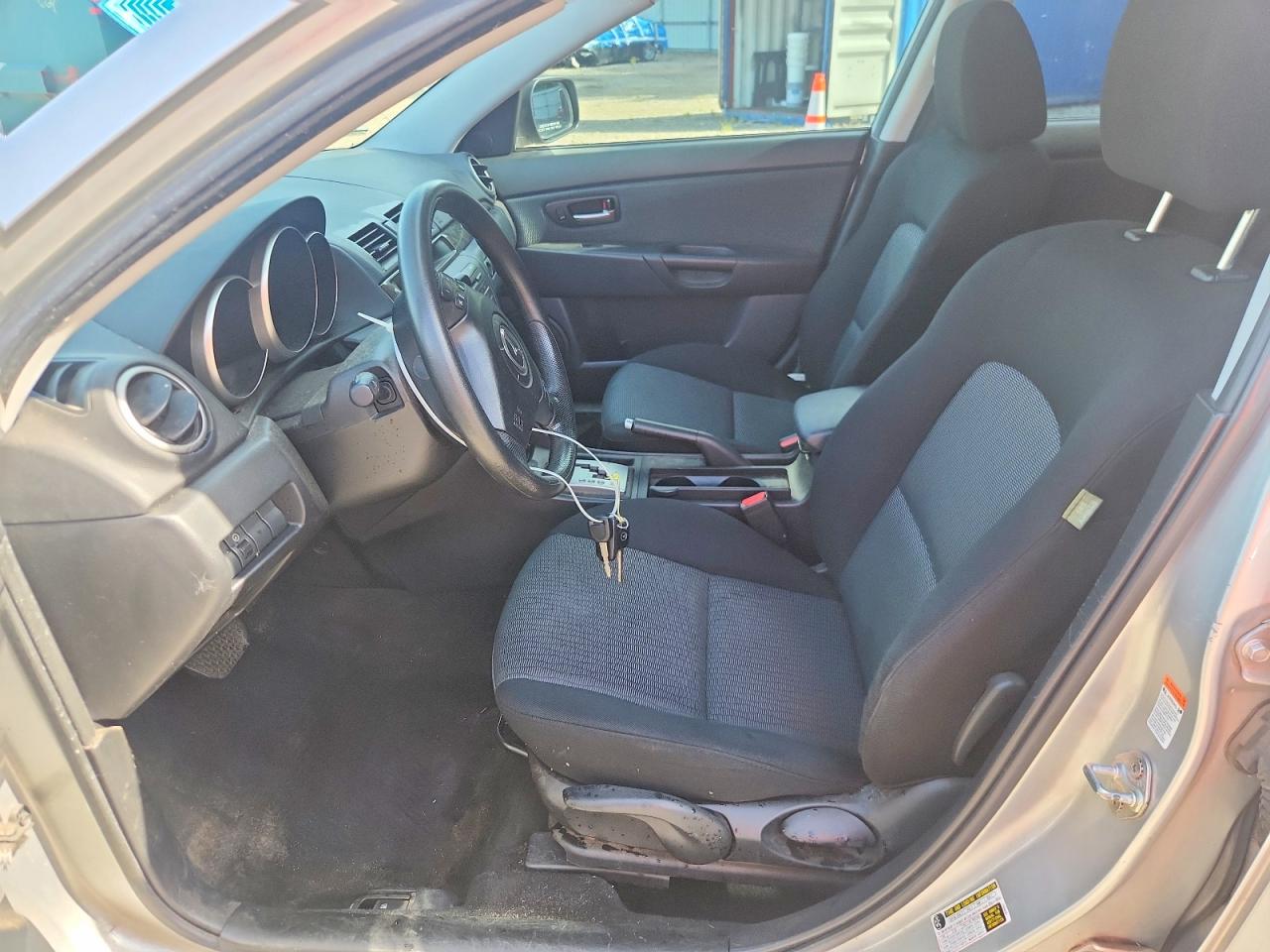 Mazda 3 I