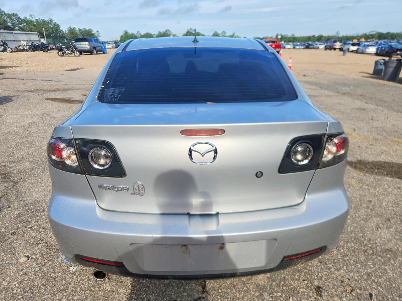Mazda 3 I